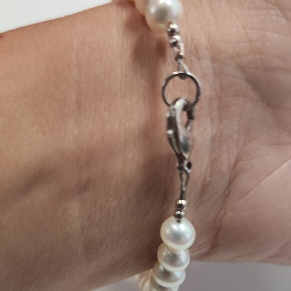 Sterling Silver and Pearl Bracelet - Picture 6 of 7